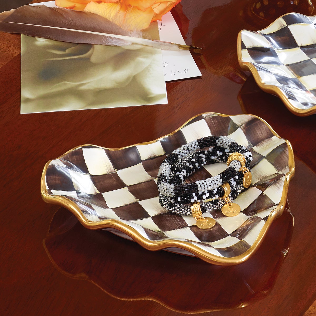 Courtly Check Fluted Heart Plate - Image 8
