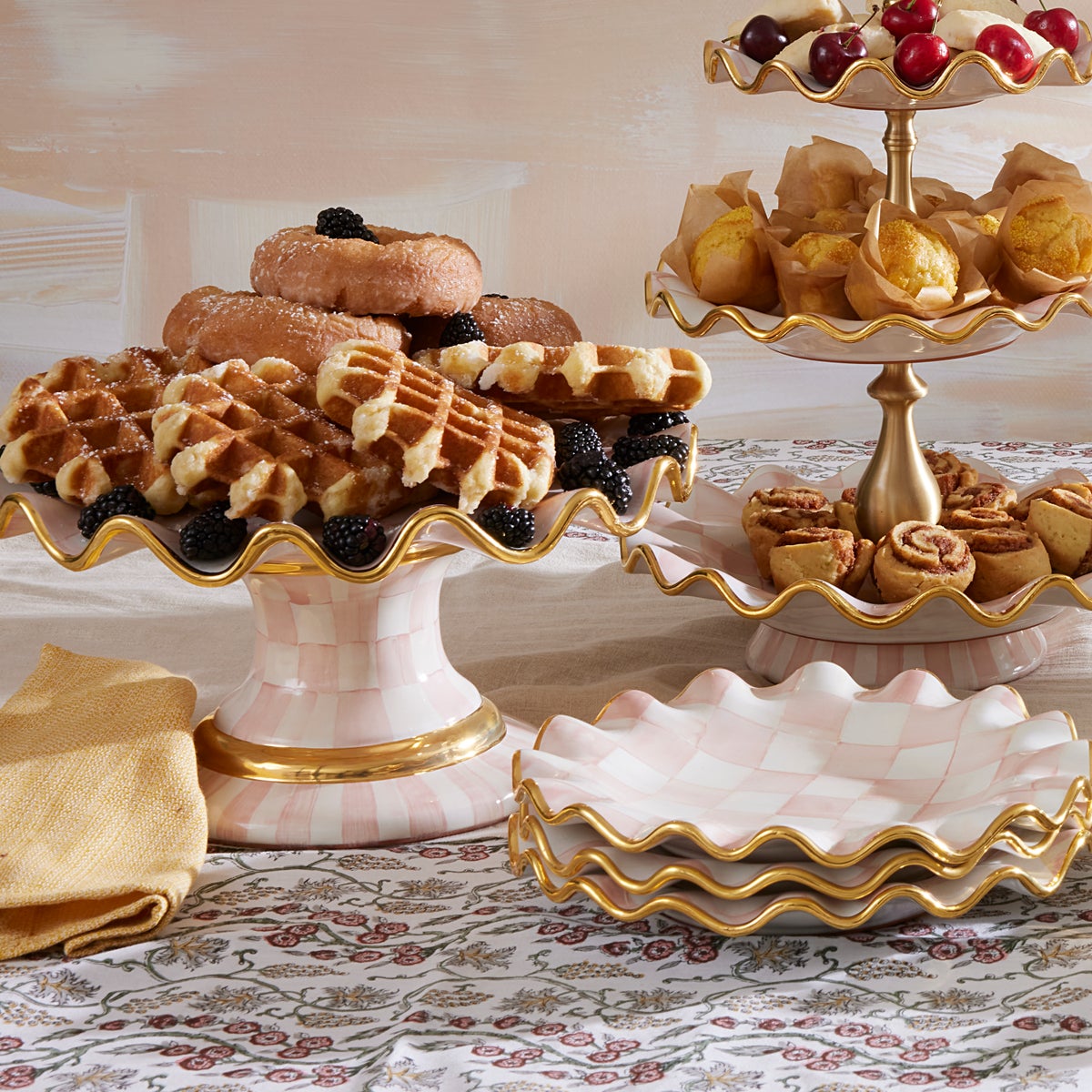 Rosy Check Ceramic Fluted Cake Stand - Image 3