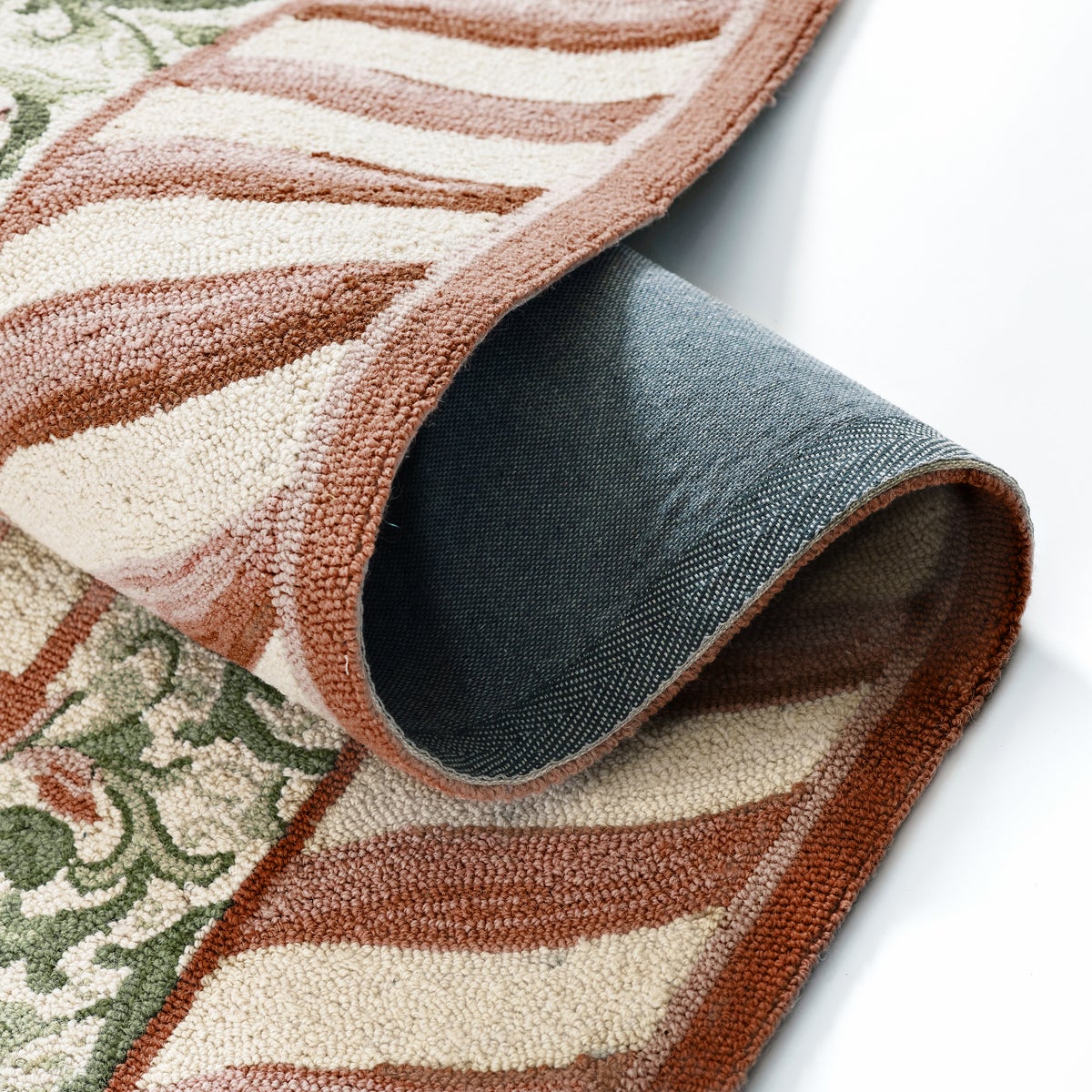Mocha Check 3' x 5' Rug - Image 3