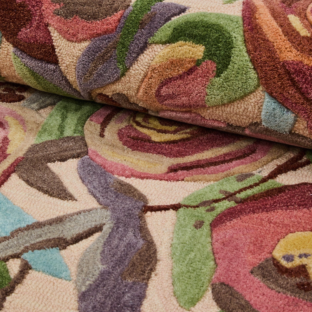 Sonia's Rose 6' Round Rug - Image 2