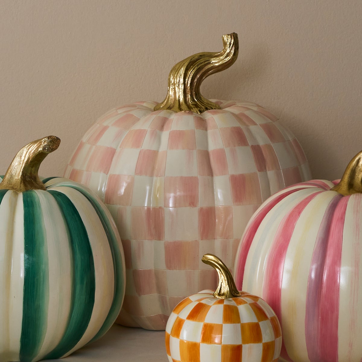 Rosy Check Large Pumpkin - Image 2