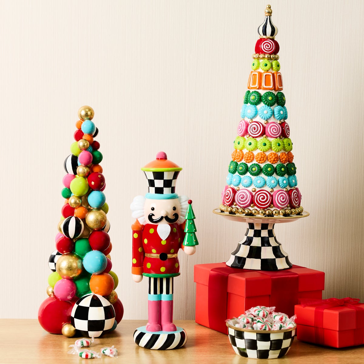 Confetti Bauble Tree - Image 2