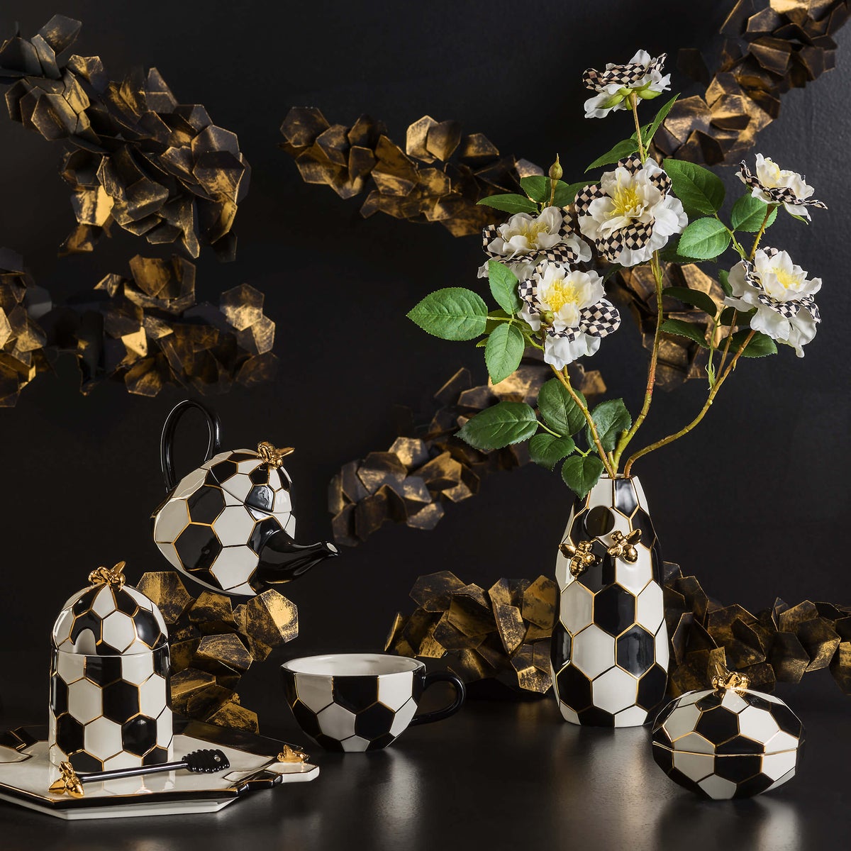Queen Bee Vase - Image 2