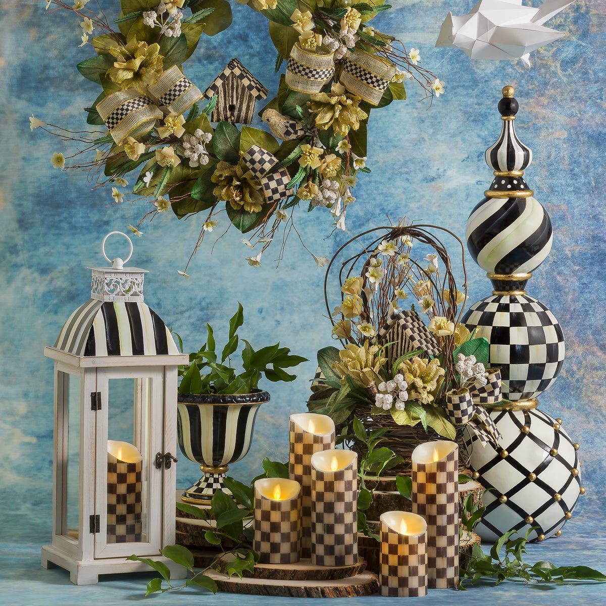 Courtly Stripe Tabletop Urn - Image 4