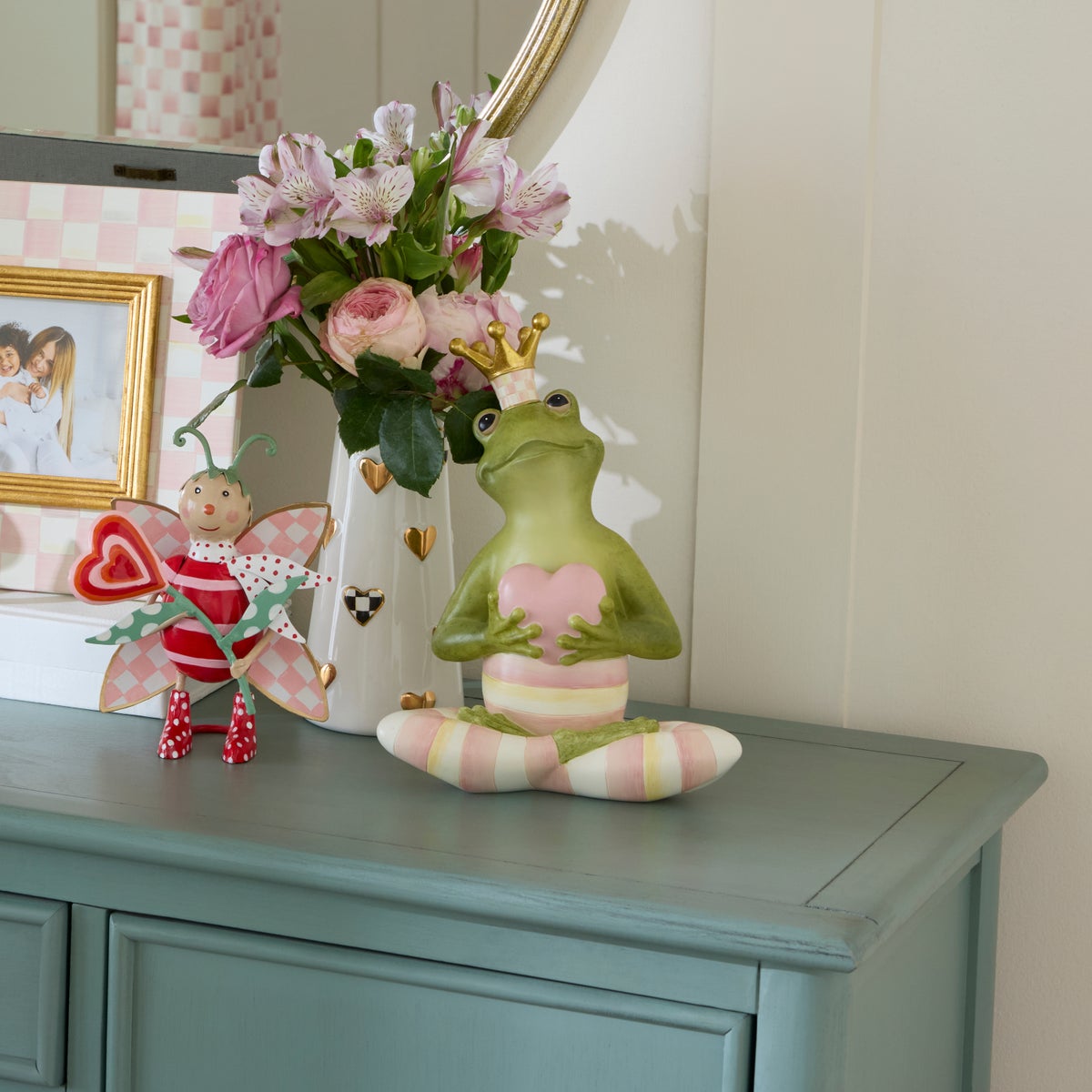 Rosy Fergal the Frog with Heart Decor - Image 2
