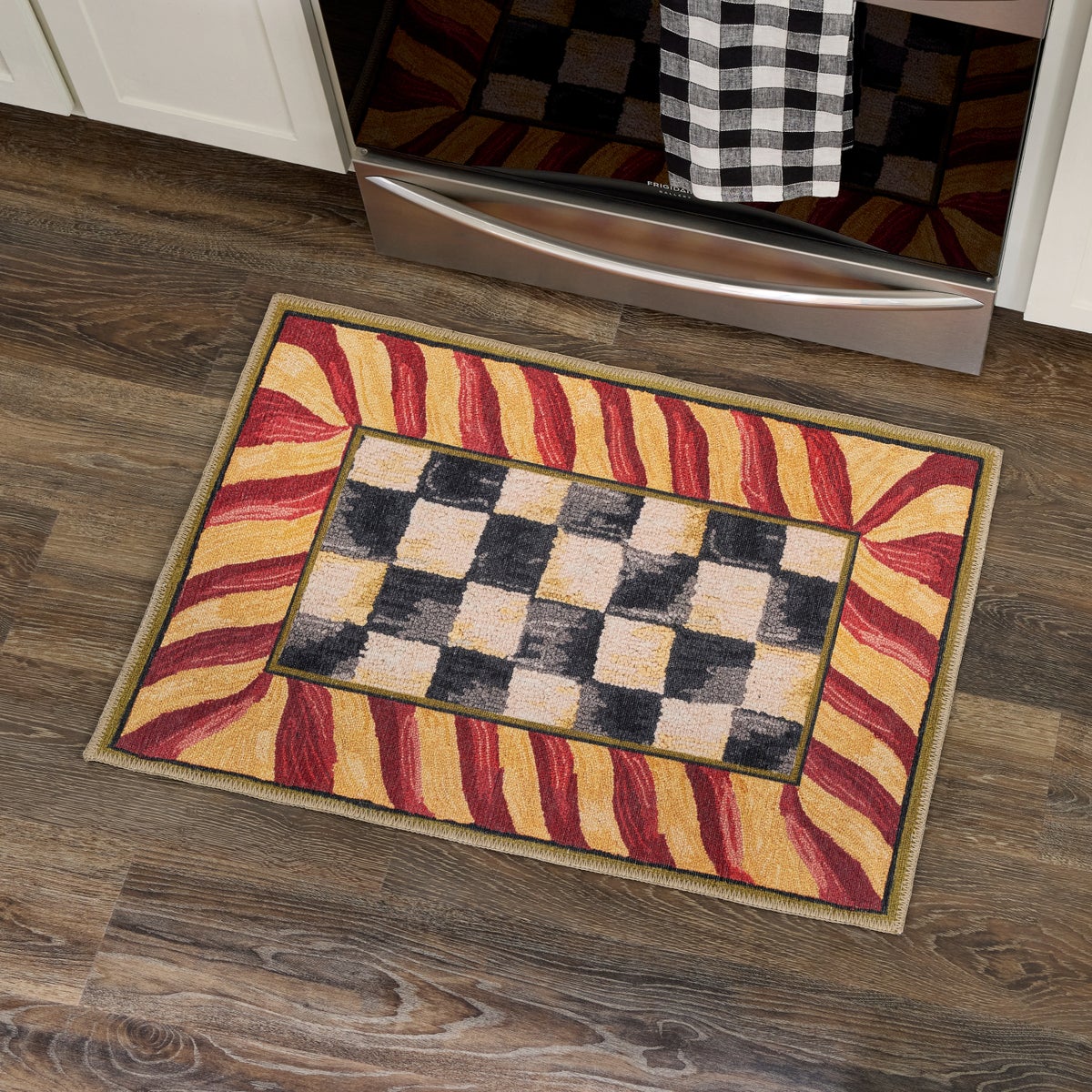 Courtly Check Red & Gold 2' x 3' Washable Rug - Image 2