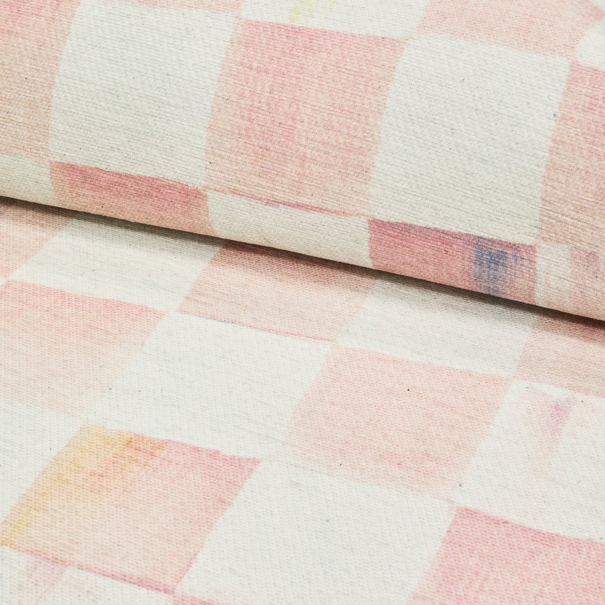 Rosy Checkered 2'6" x 8' Washable Runner - Image 3