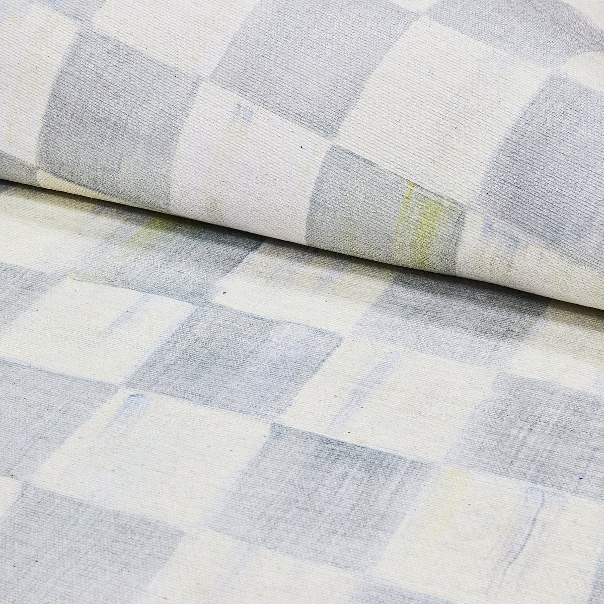 Sterling Checkered 3' x 5' Washable Rug - Image 2
