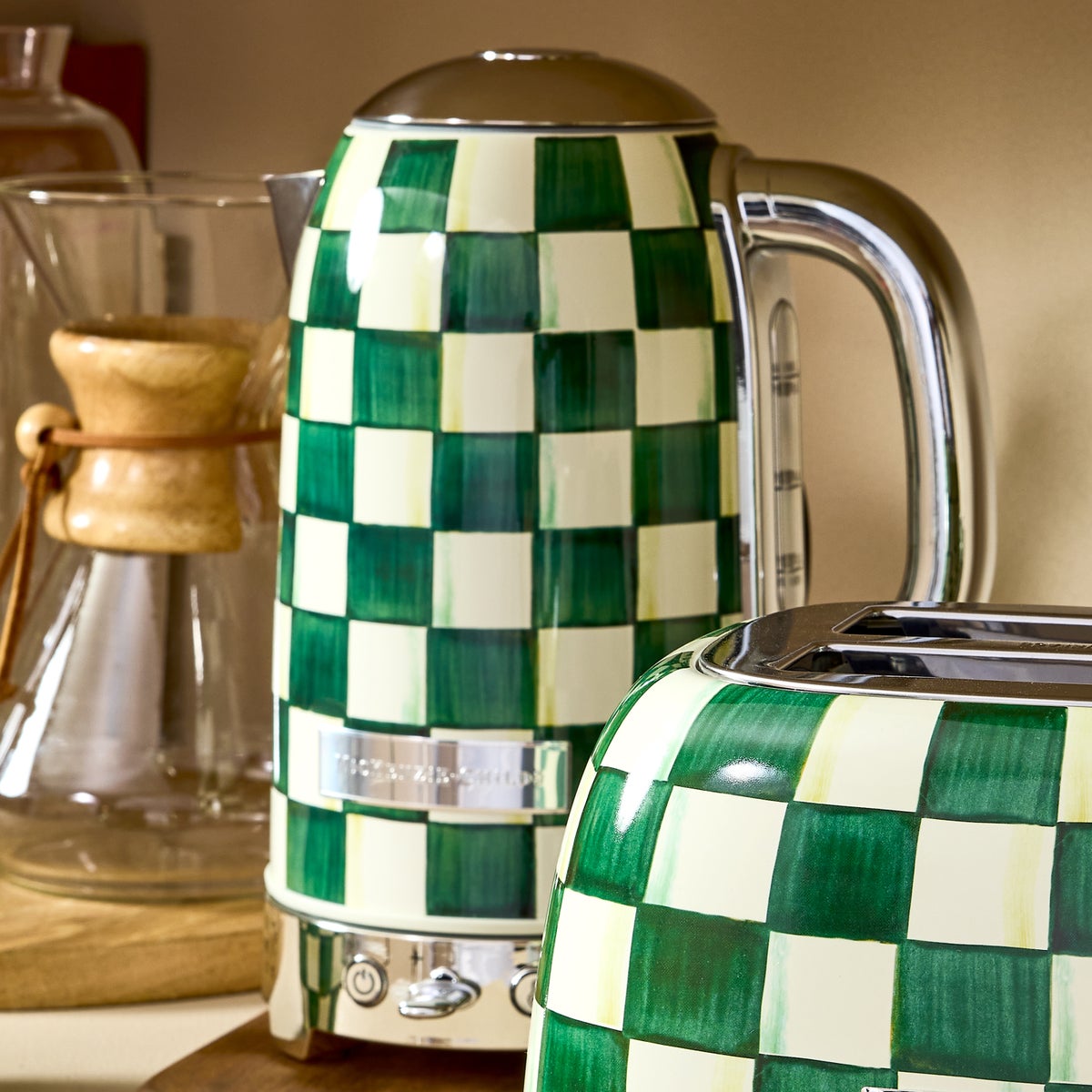 Emerald Check Electric Kettle - Image 3