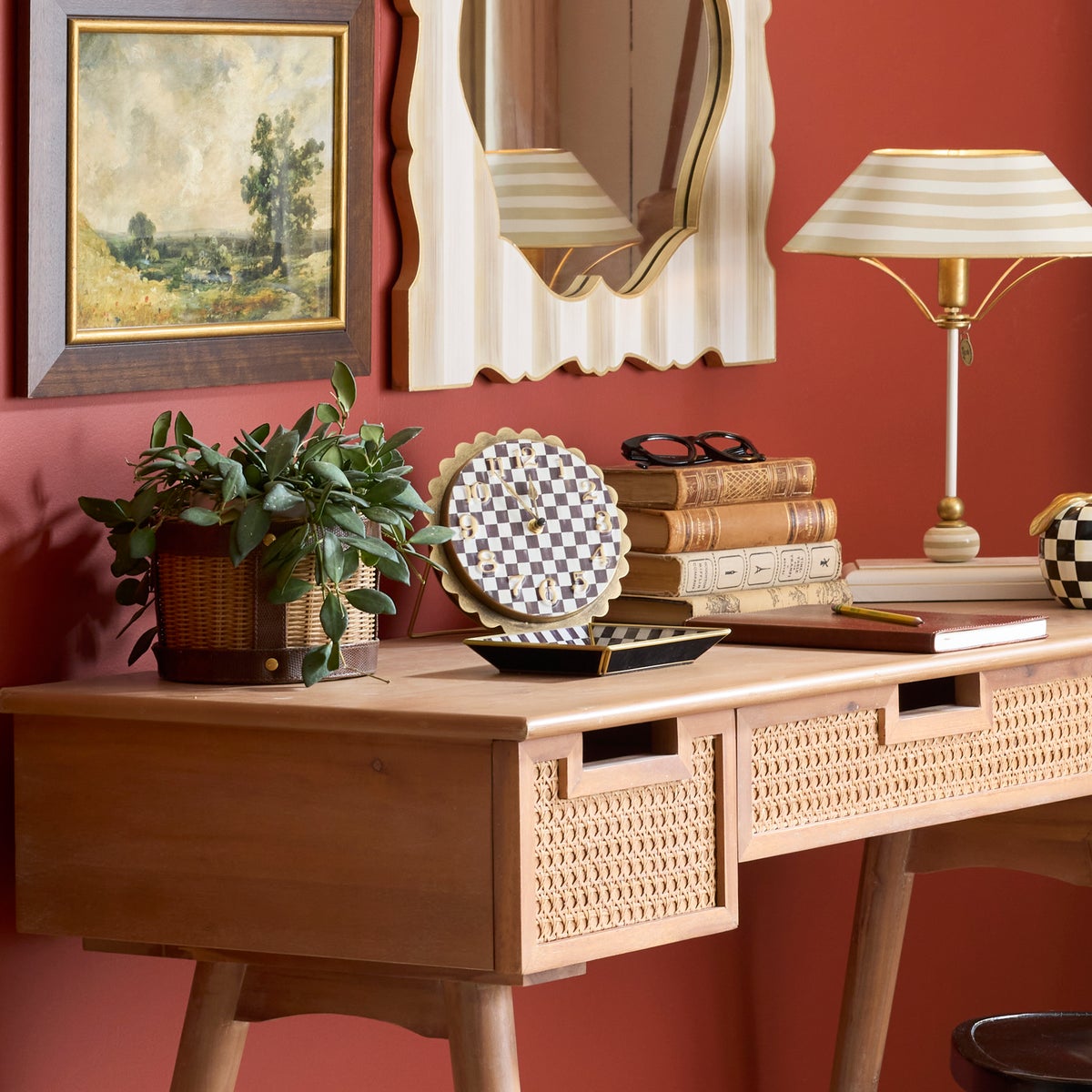 Courtly Check Scalloped Desk Clock - Image 2
