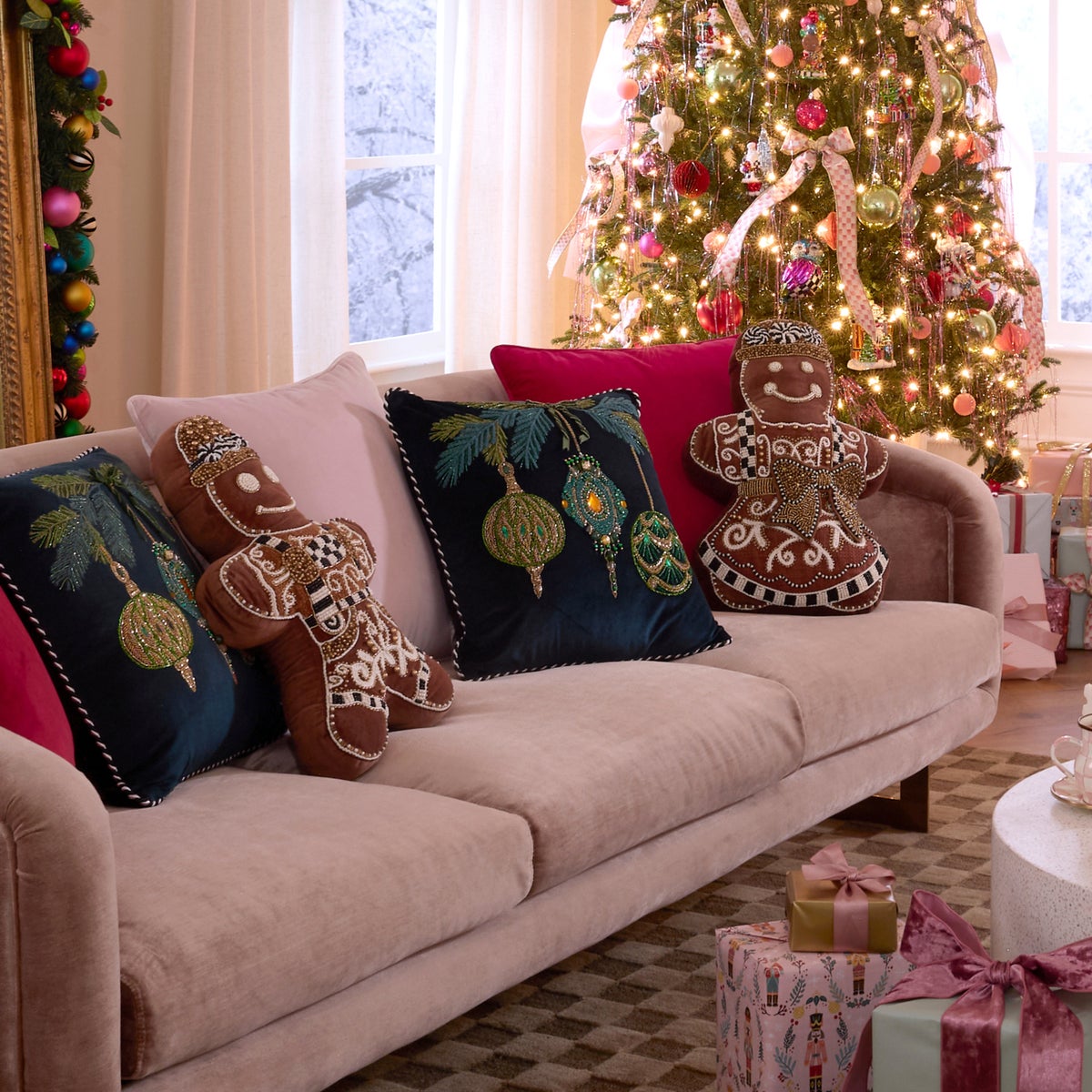 Emerald Ornaments Beaded Throw Pillow - Image 5