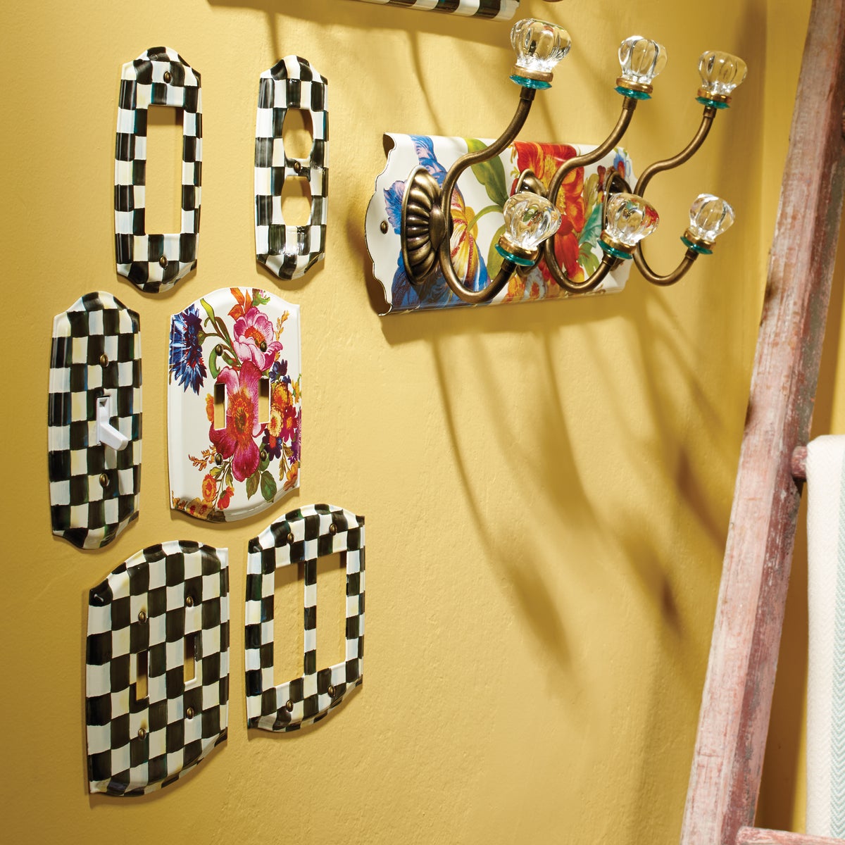 Courtly Check Single Rocker Switch Plate - Image 5