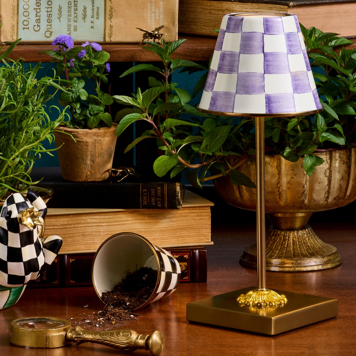 Violet Check LED Rechargeable Cafe Table Lamp - Image 5