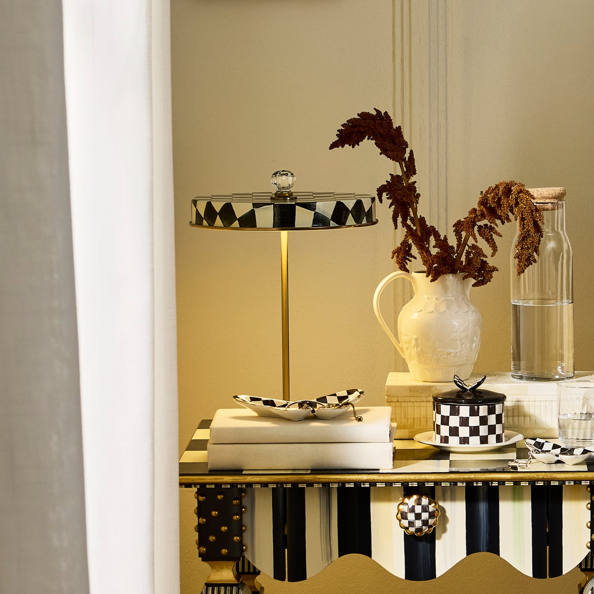 Courtly Check LED Rechargeable Disk Table Lamp - Image 3