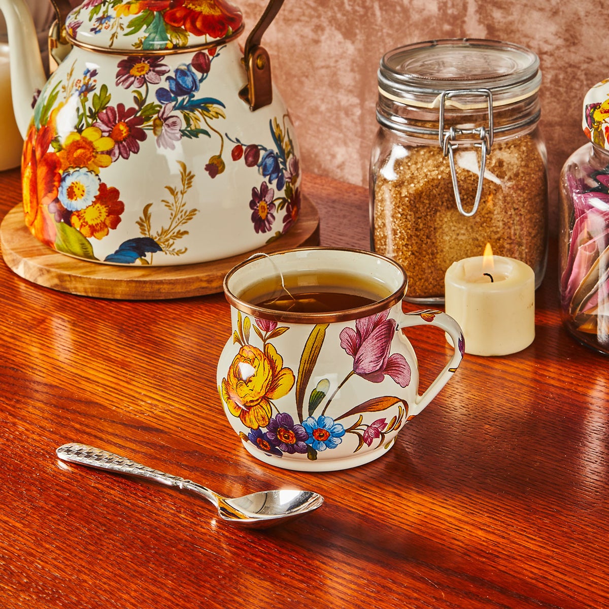 White Flower Market Mug - Image 7
