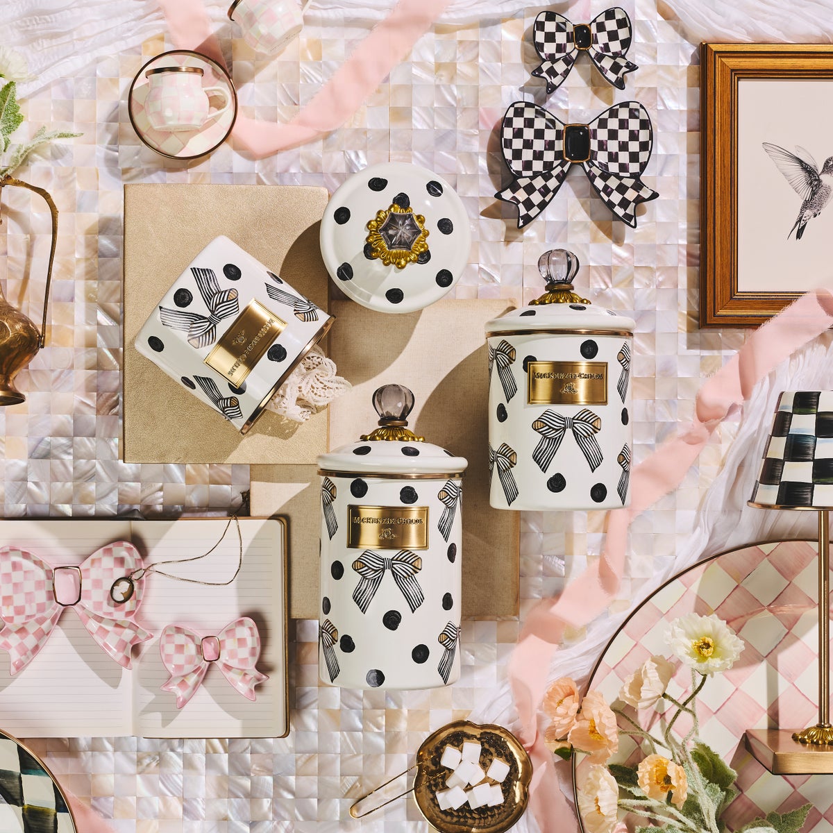 Pretty As a Bow Medium Canister - Image 4