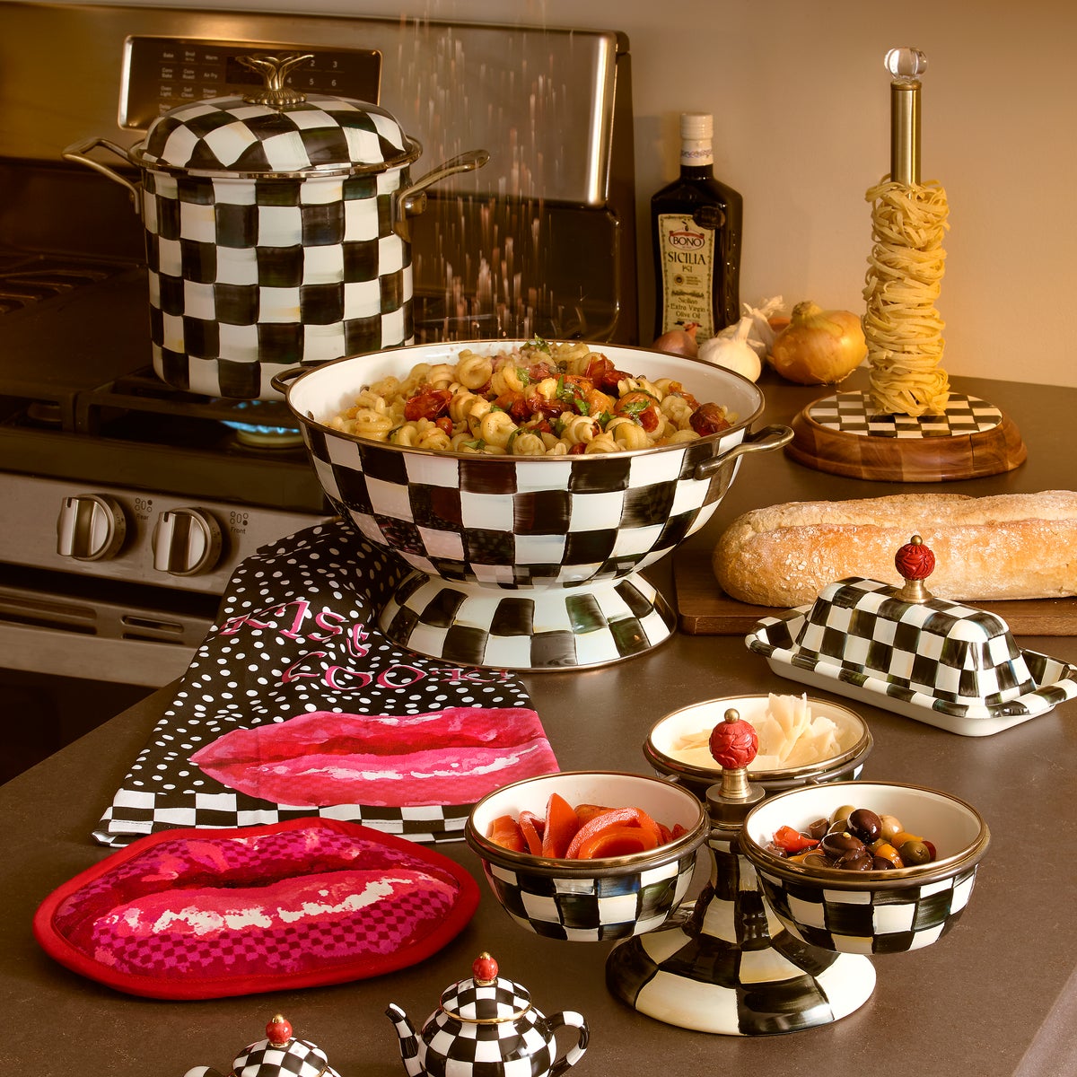 Courtly Check 7 Quart Stockpot - Image 7