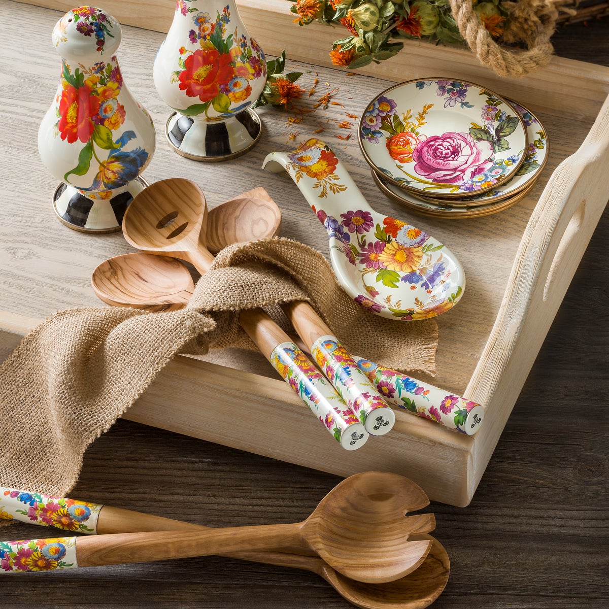 White Flower Market Spoon Rest - Image 6