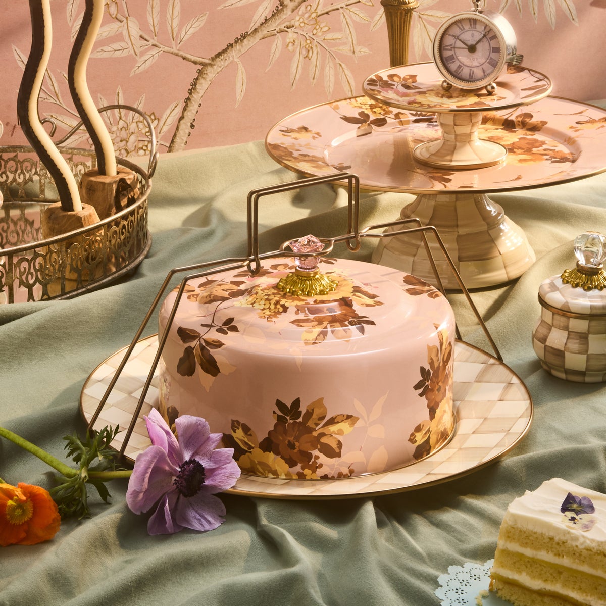 Wild Rose Mauve Cake Carrier - Image 2