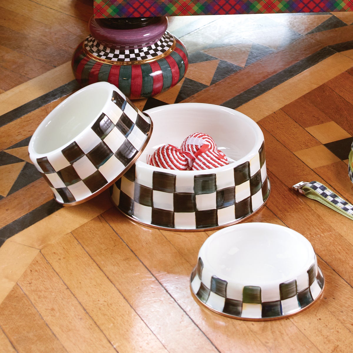 Courtly Check Large Pet Dish - Image 3
