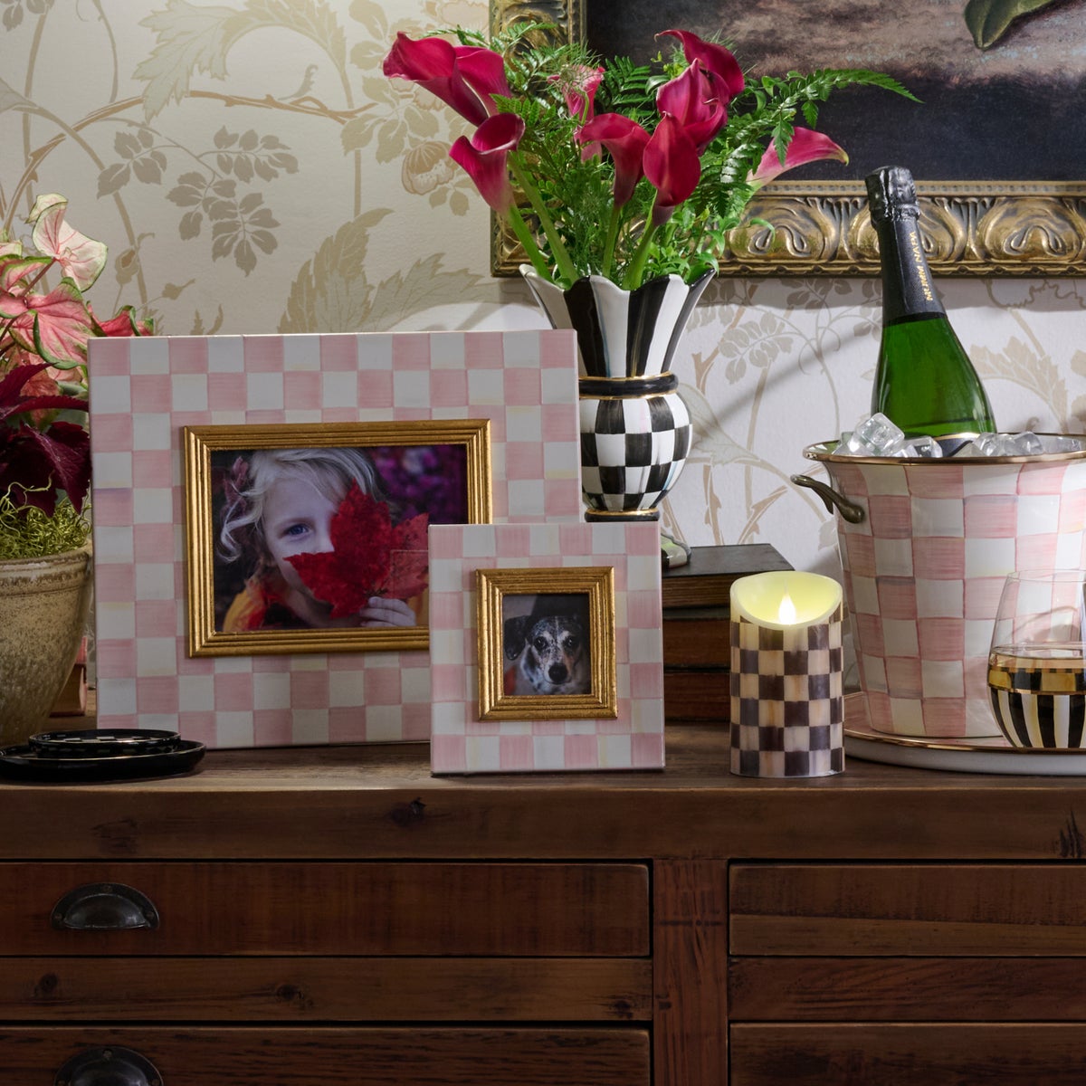 Rosy Check 2.5" x 3" Frame - Image 4